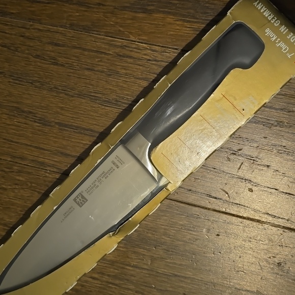❤️BUY 2 GET 1 FREE  ZWILLING Four Star 7-inch, Chef's Knife Visual Imperfections - Picture 10 of 14
